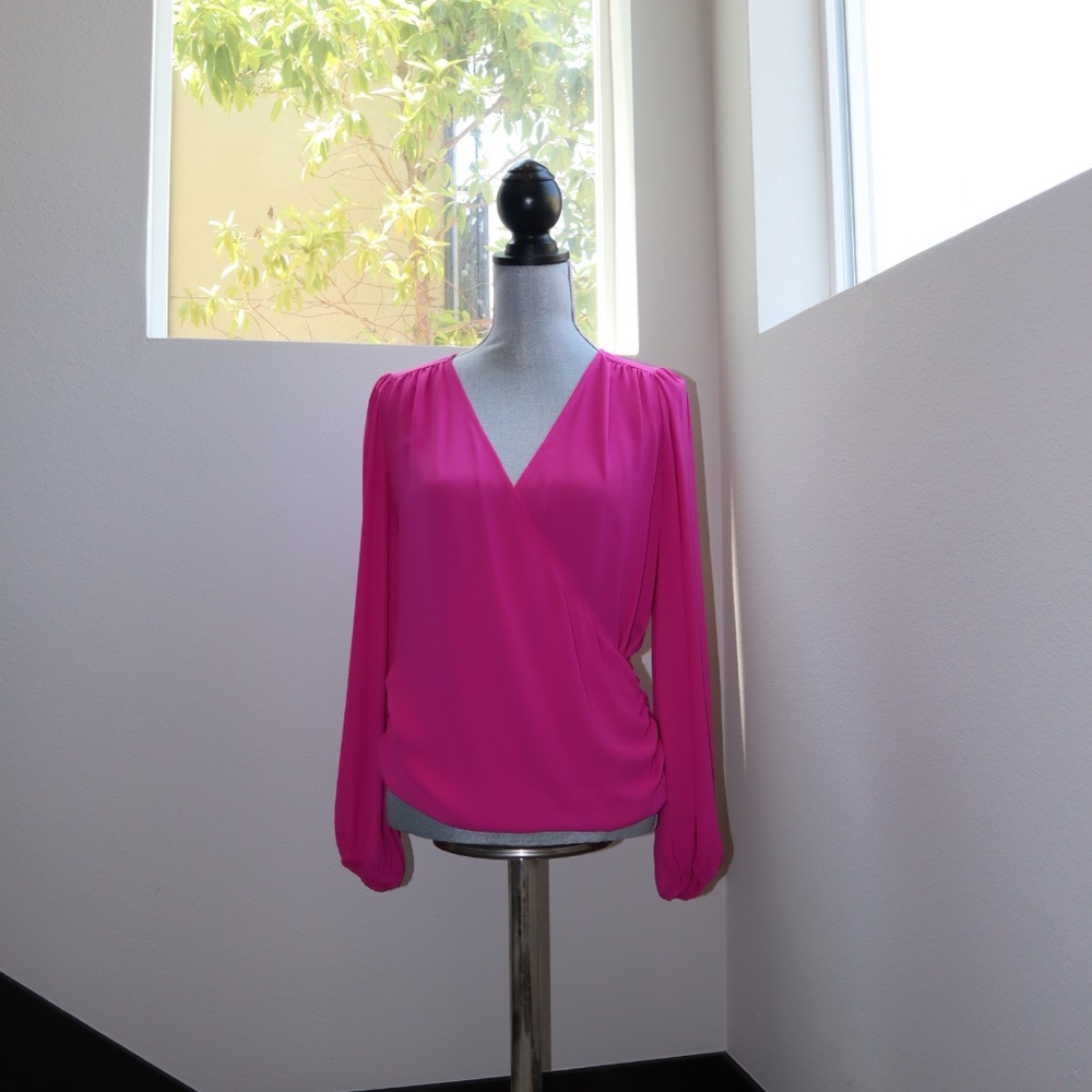 Bellatrix Fuschia Balloon Sleeve blouse sz M